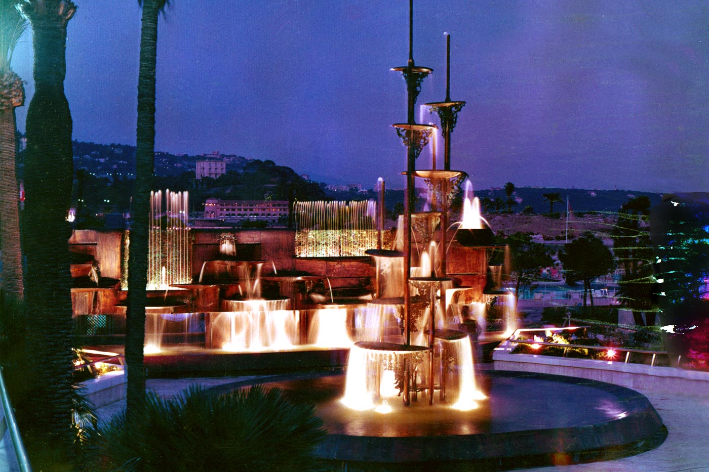 Sculpture fontaine monumentale Monaco. Hommage à la princesse Grace 1969 - Guy Lartigue